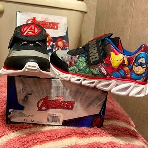 NIB Marvel Avengers Light up Shoes